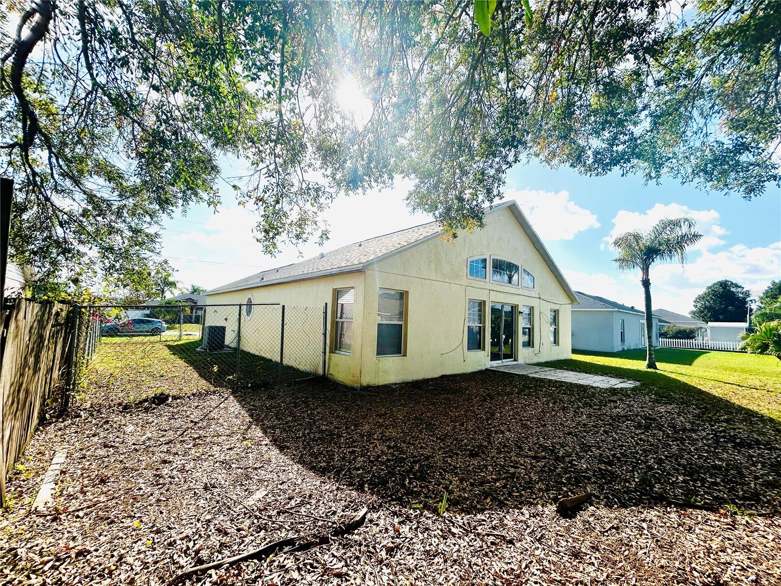 Image 31 of 34 For 40 Coventry Court