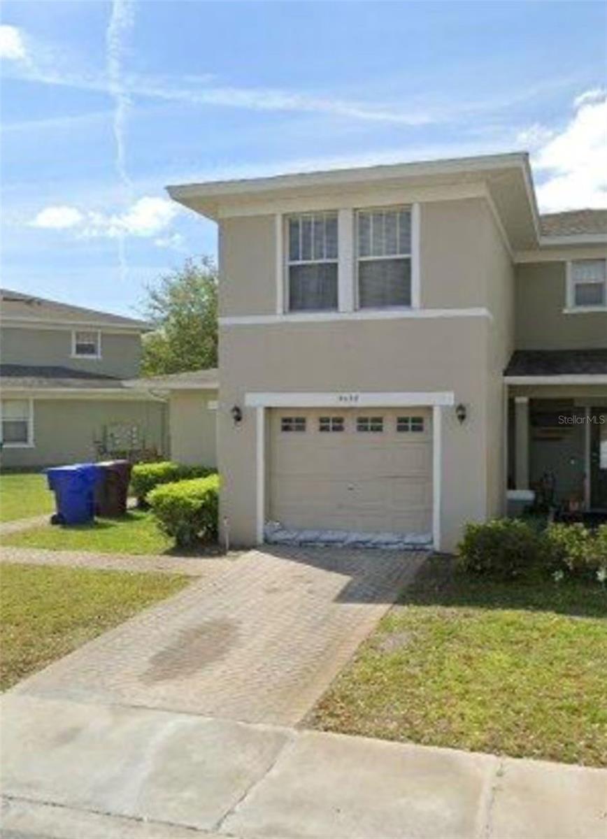 Listing Details for 2038 Cypress Bay Boulevard, KISSIMMEE, FL 34743