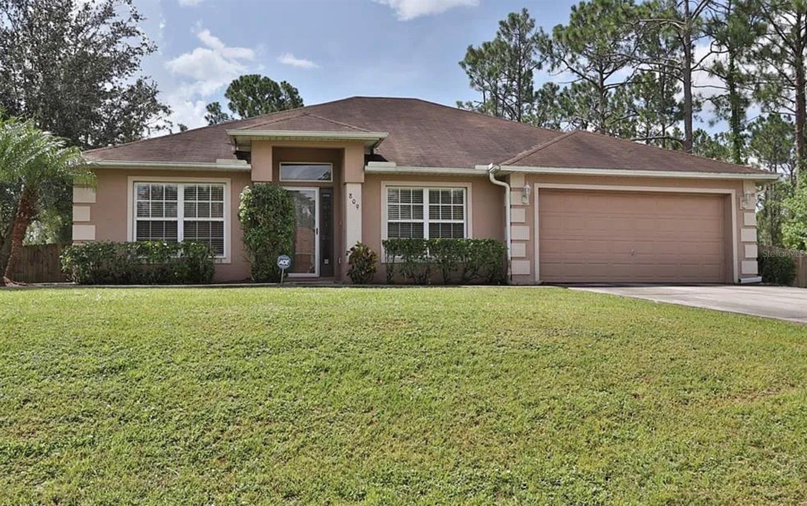 Listing Details for 809 Grenada Avenue, LEHIGH ACRES, FL 33974