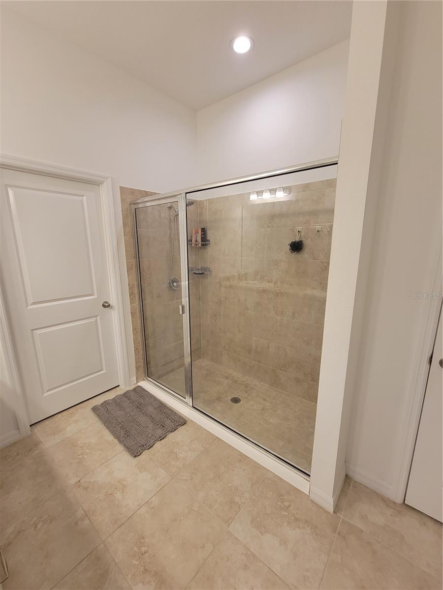 Image 11 of 19 For 5325 Jubiloso Drive