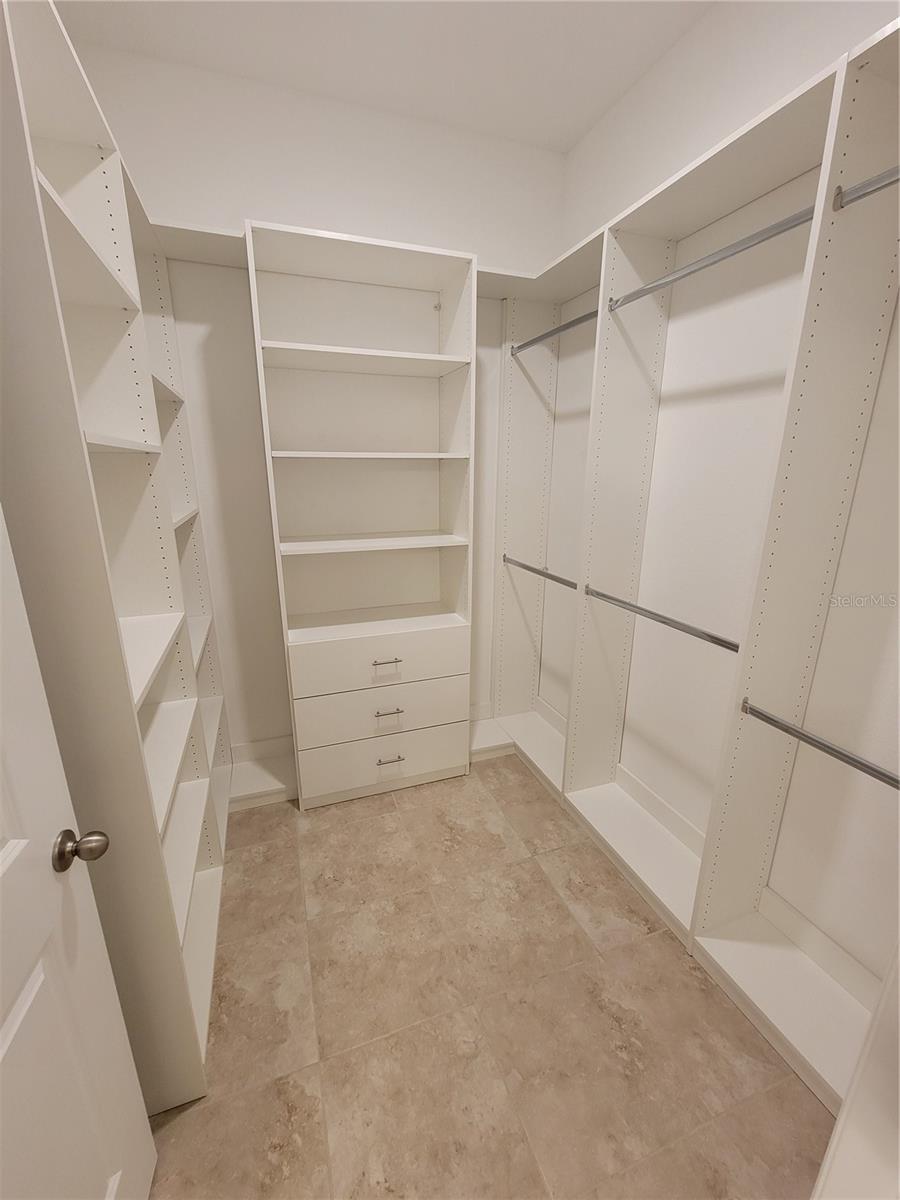 Image 12 of 19 For 5325 Jubiloso Drive