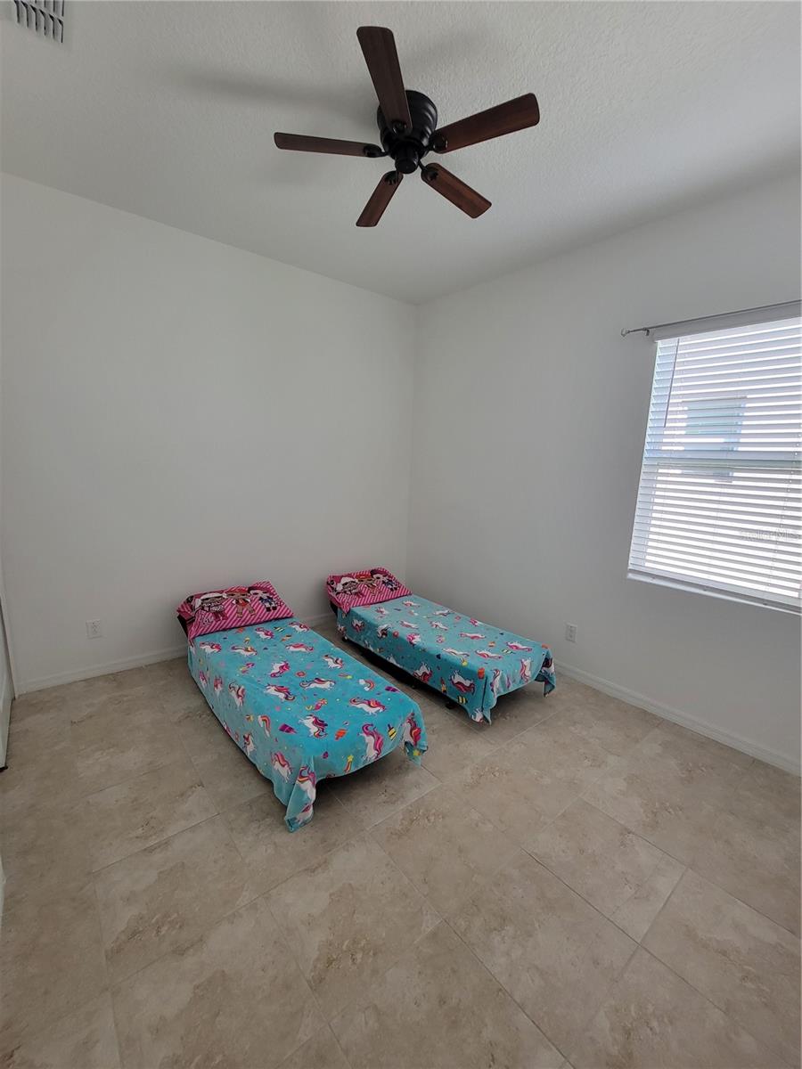 Image 15 of 19 For 5325 Jubiloso Drive