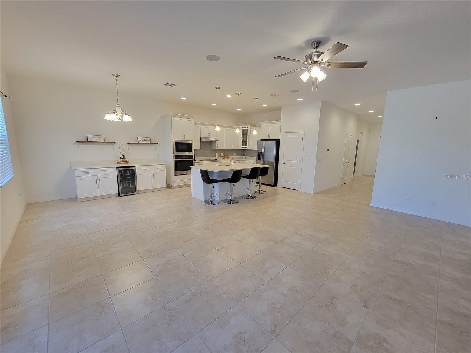 Image 5 of 19 For 5325 Jubiloso Drive