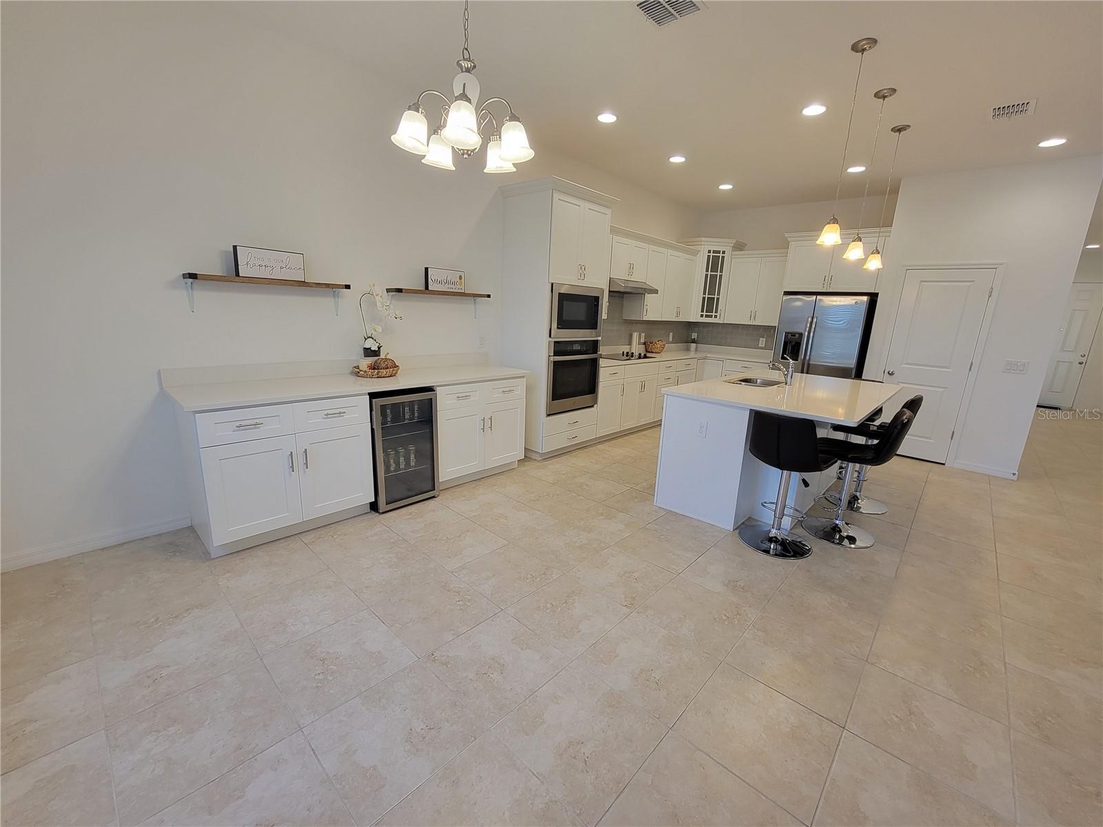 Image 6 of 19 For 5325 Jubiloso Drive