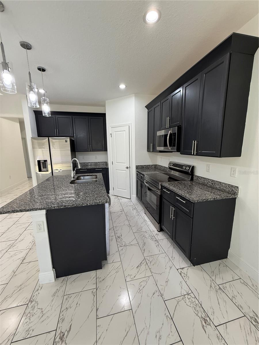 Image 10 of 29 For 2314 Apache Avenue