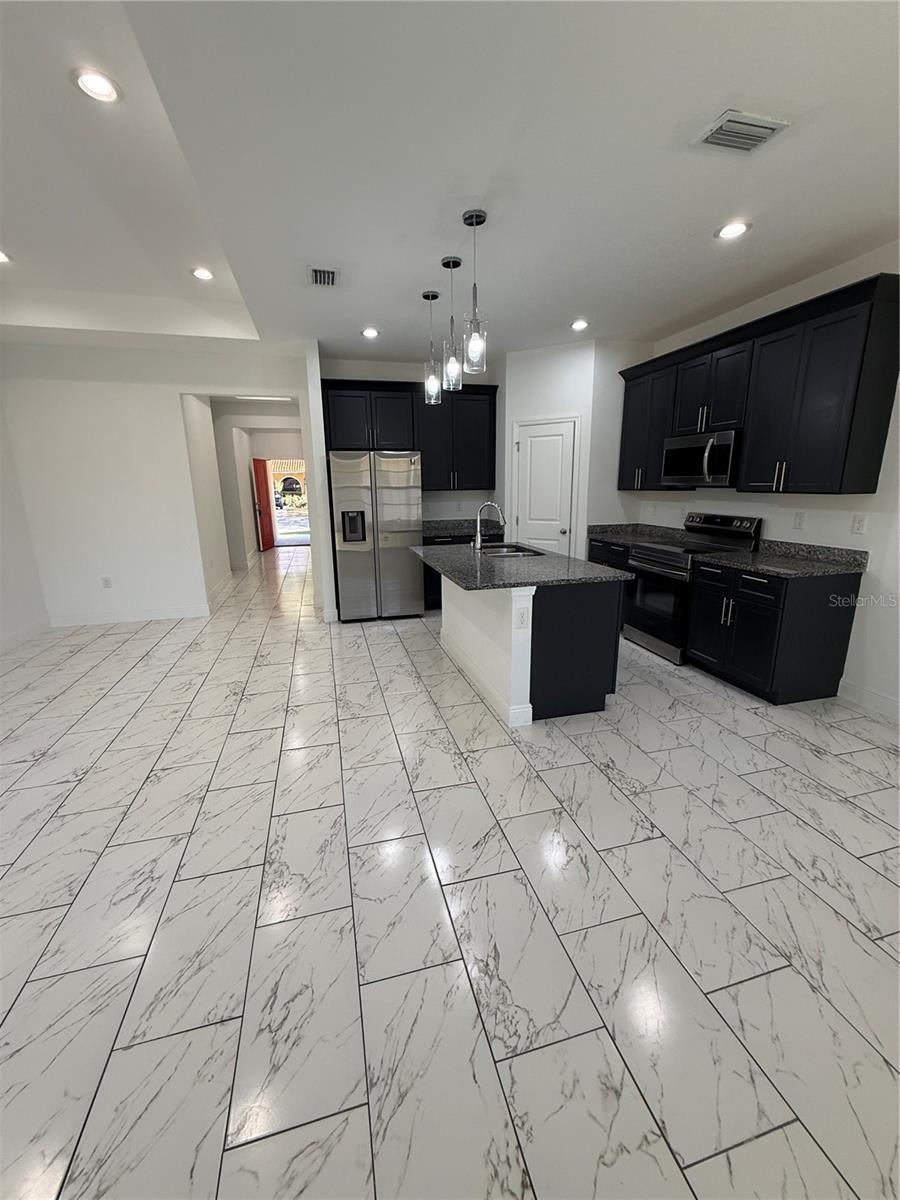 Image 13 of 29 For 2314 Apache Avenue