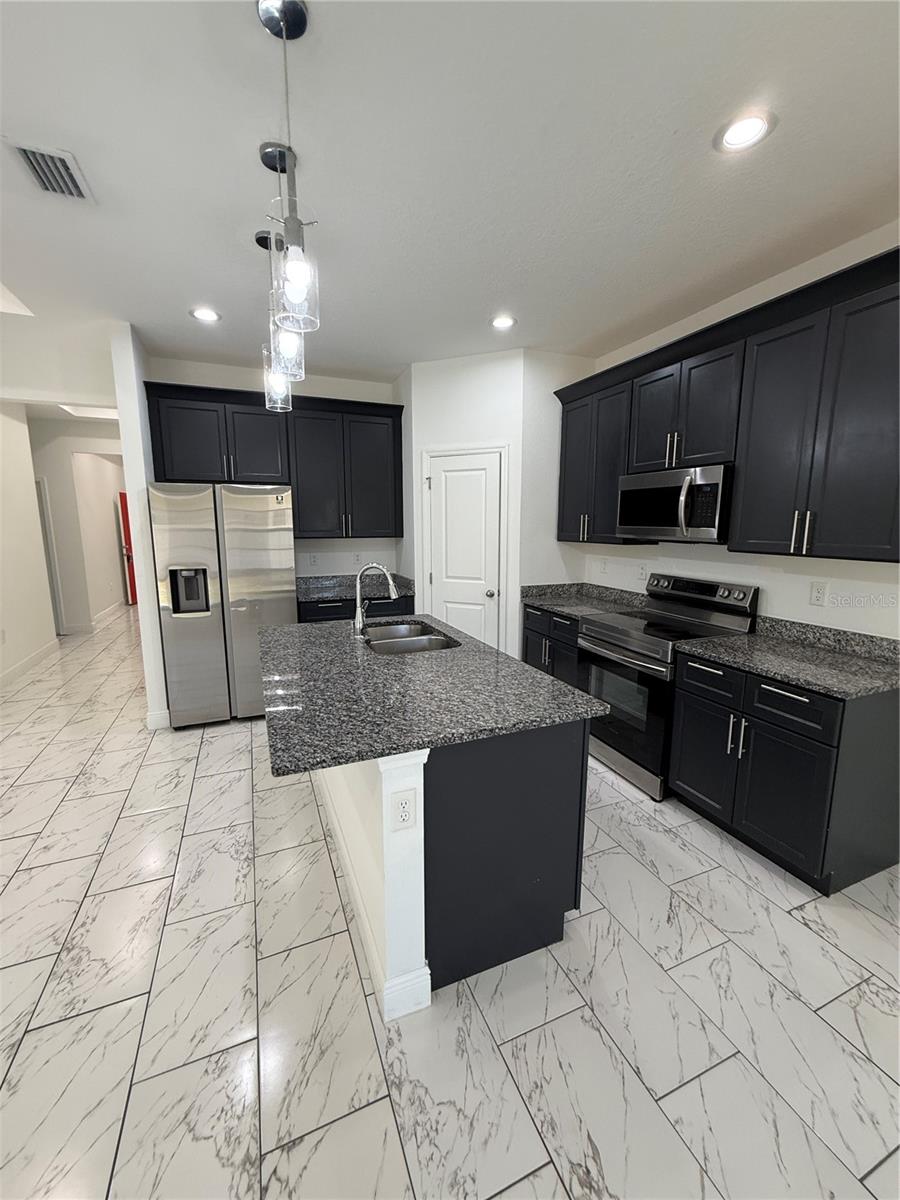 Image 7 of 29 For 2314 Apache Avenue