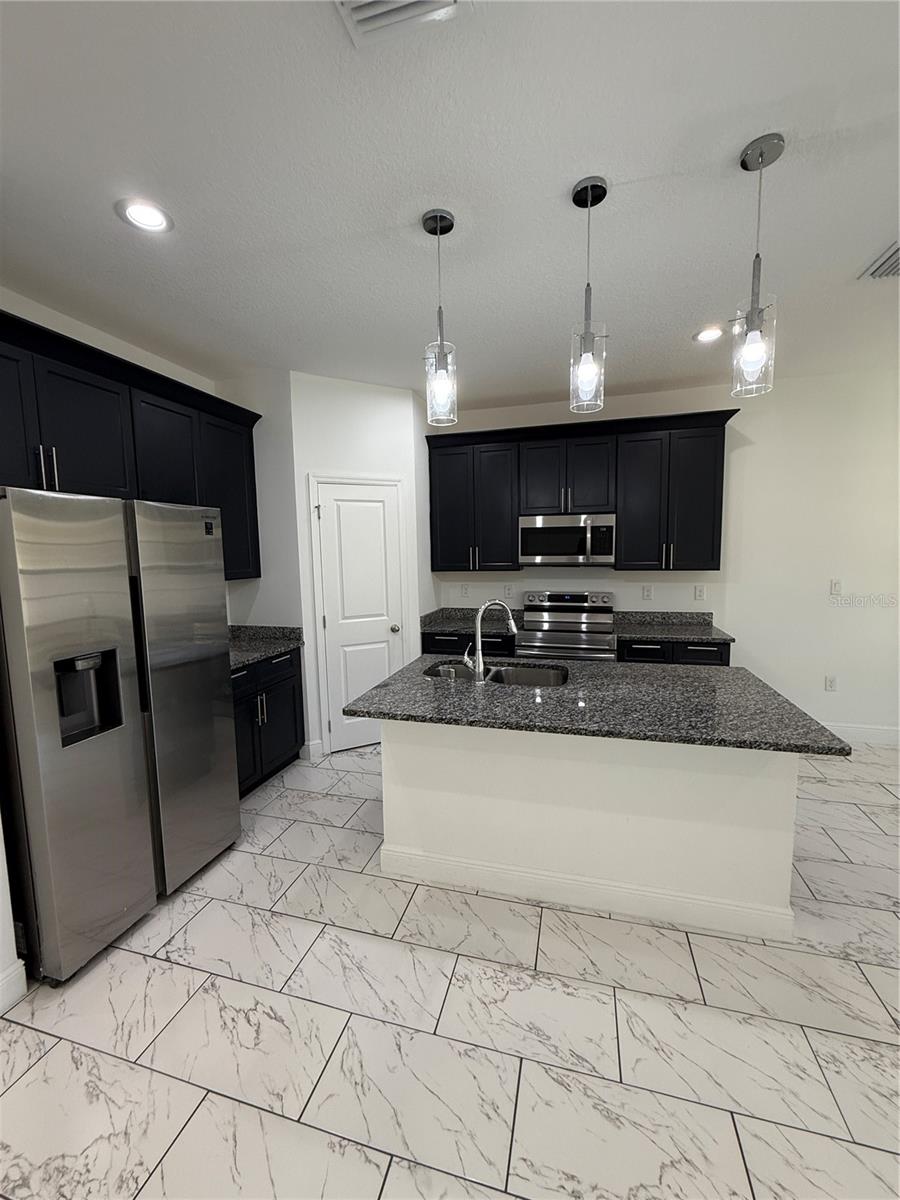 Image 9 of 29 For 2314 Apache Avenue