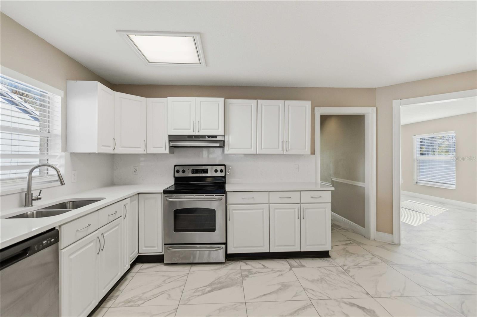 Image 11 of 38 For 1514 Wisconsin Avenue