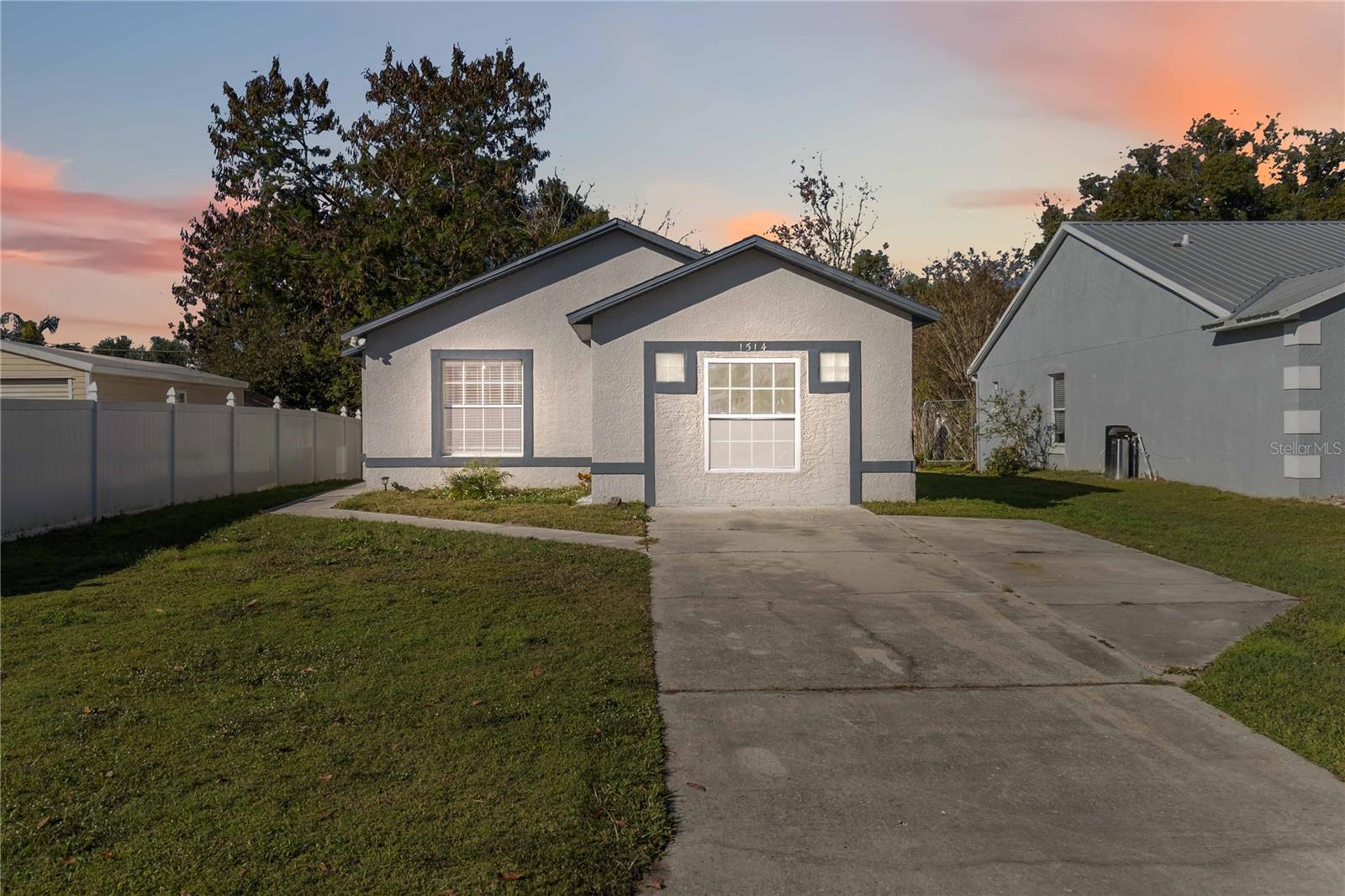 Image 2 of 38 For 1514 Wisconsin Avenue