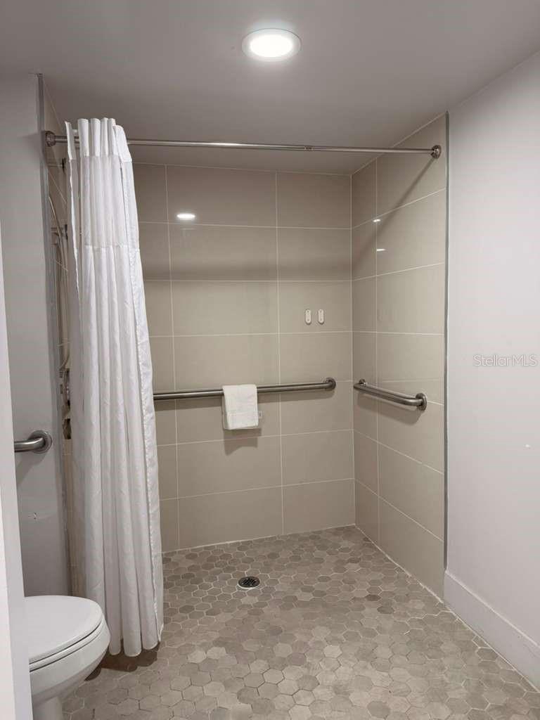 Image 10 of 20 For 5367 Irlo Bronson Memorial Highway 3-108