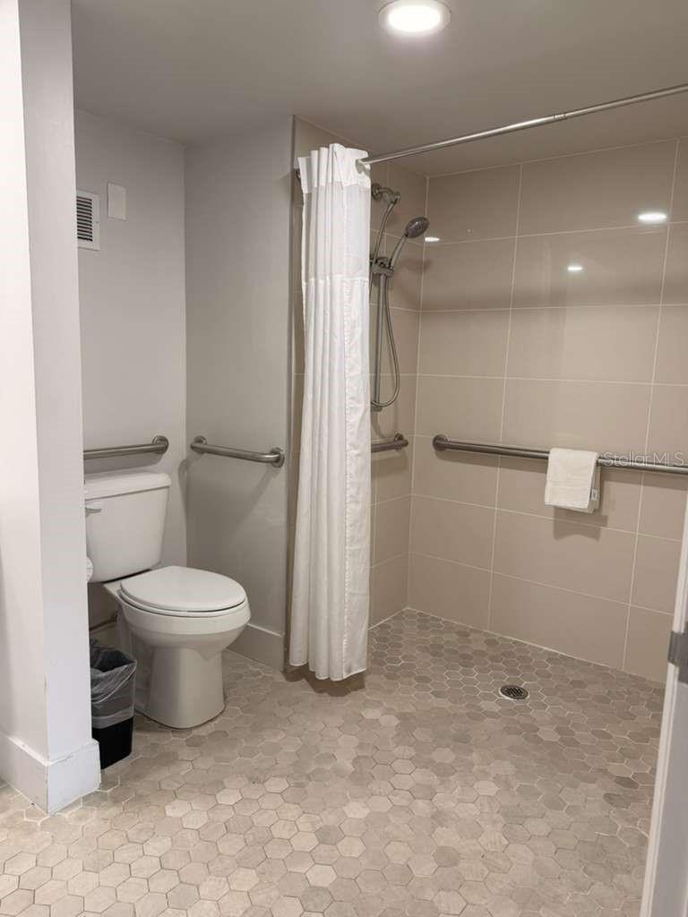 Image 11 of 20 For 5367 Irlo Bronson Memorial Highway 3-108