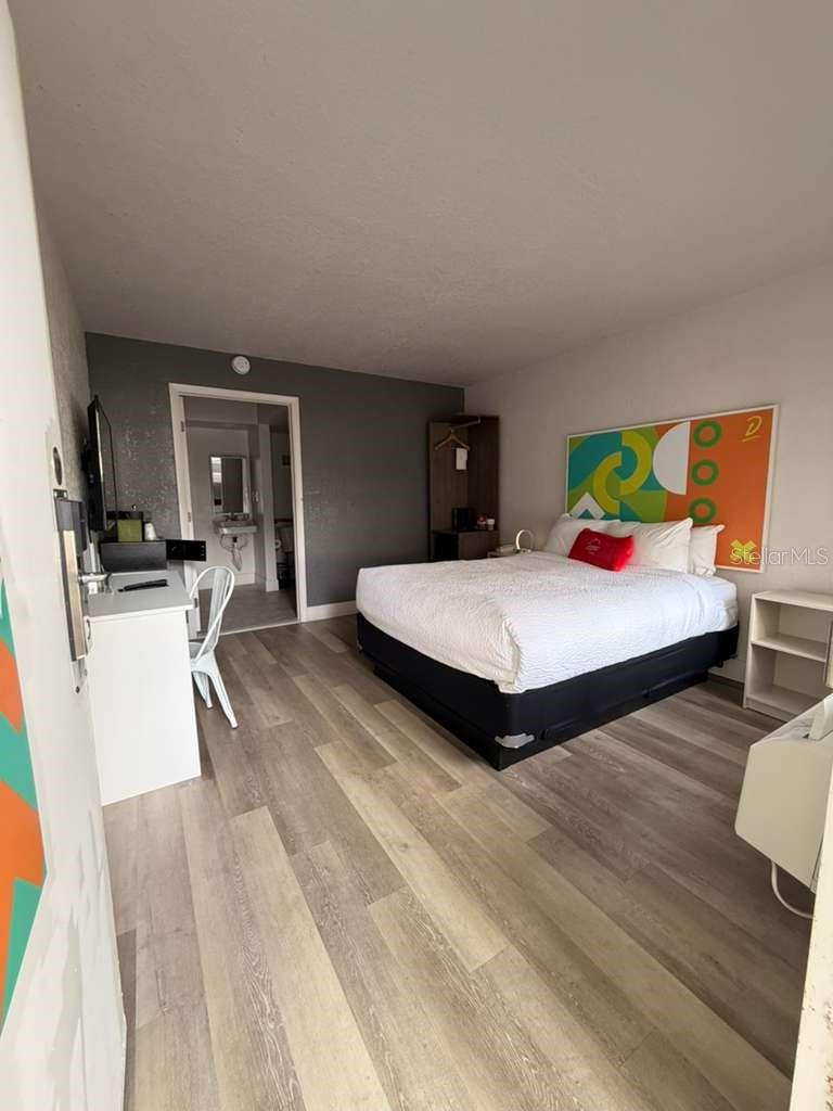 Image 4 of 20 For 5367 Irlo Bronson Memorial Highway 3-108