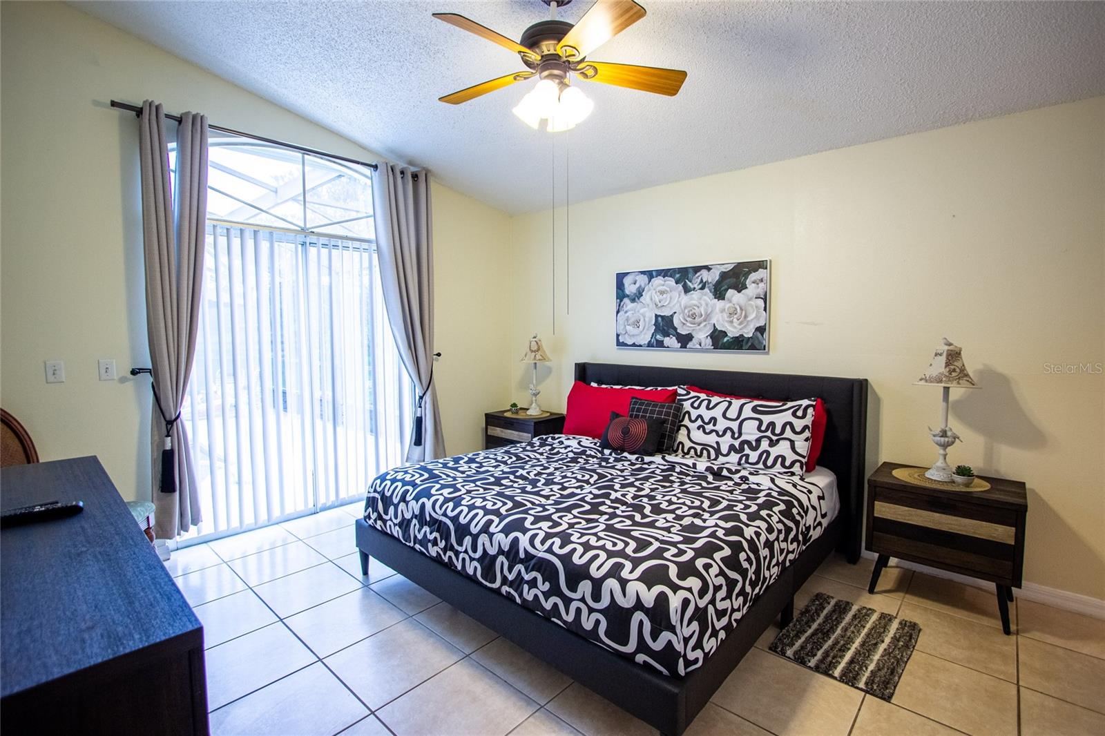 Image 15 of 39 For 1832 Wimbledon Street