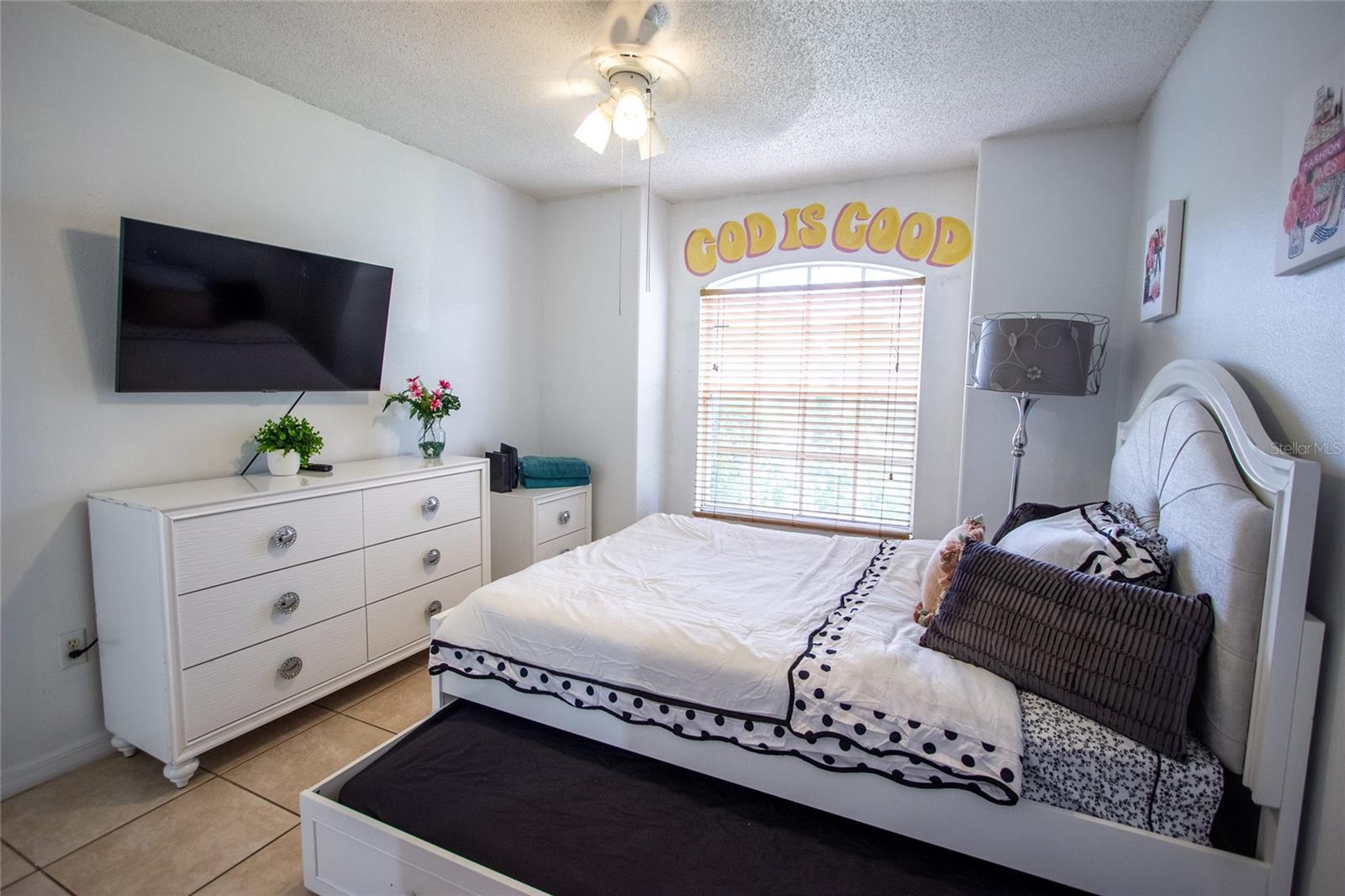 Image 25 of 39 For 1832 Wimbledon Street