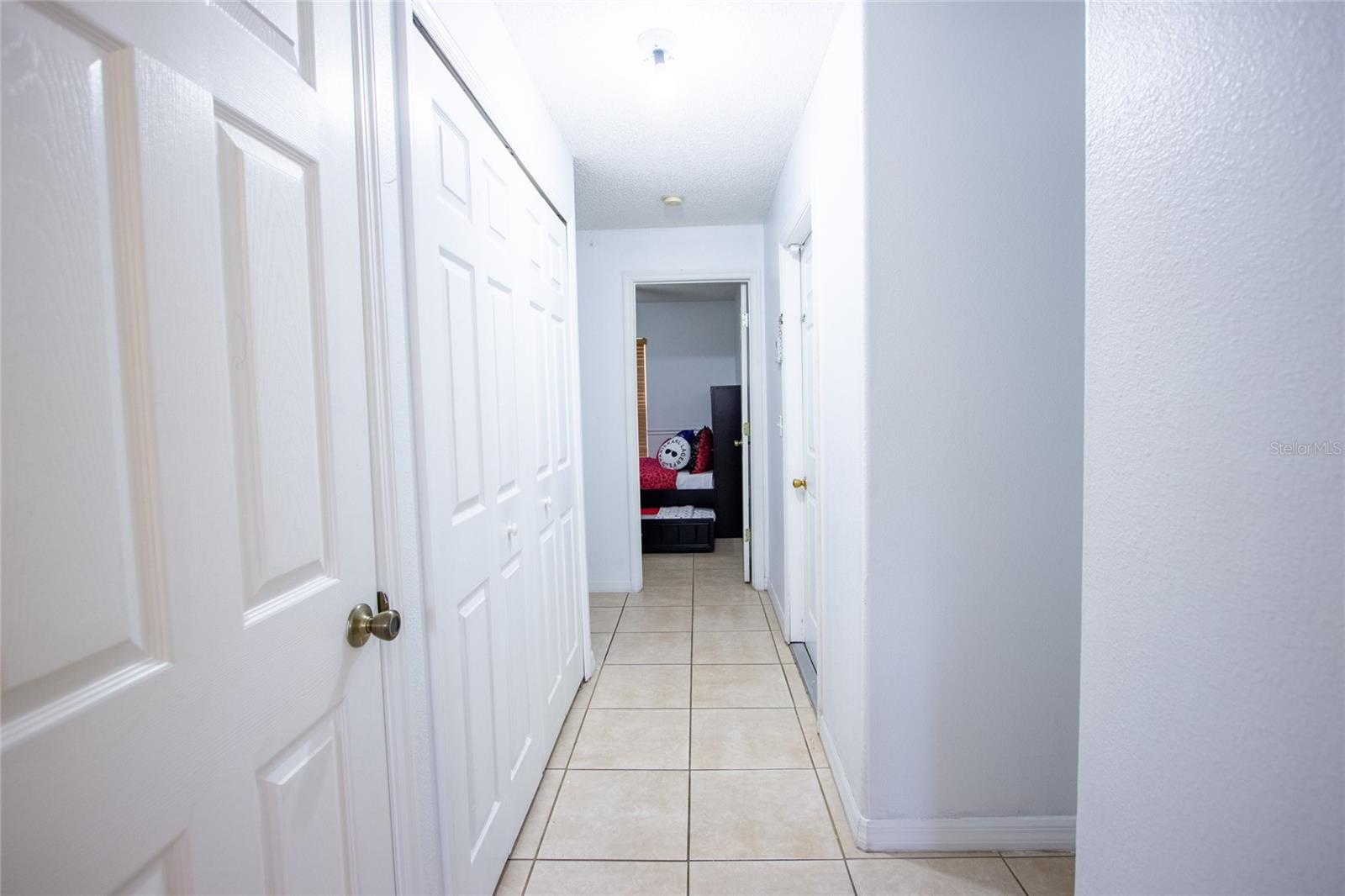 Image 27 of 39 For 1832 Wimbledon Street