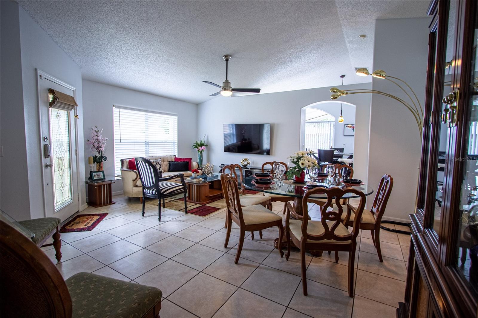 Image 8 of 39 For 1832 Wimbledon Street