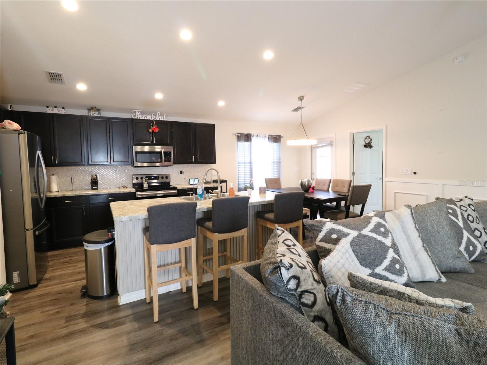 Image 8 of 34 For 365 Pentas Lane