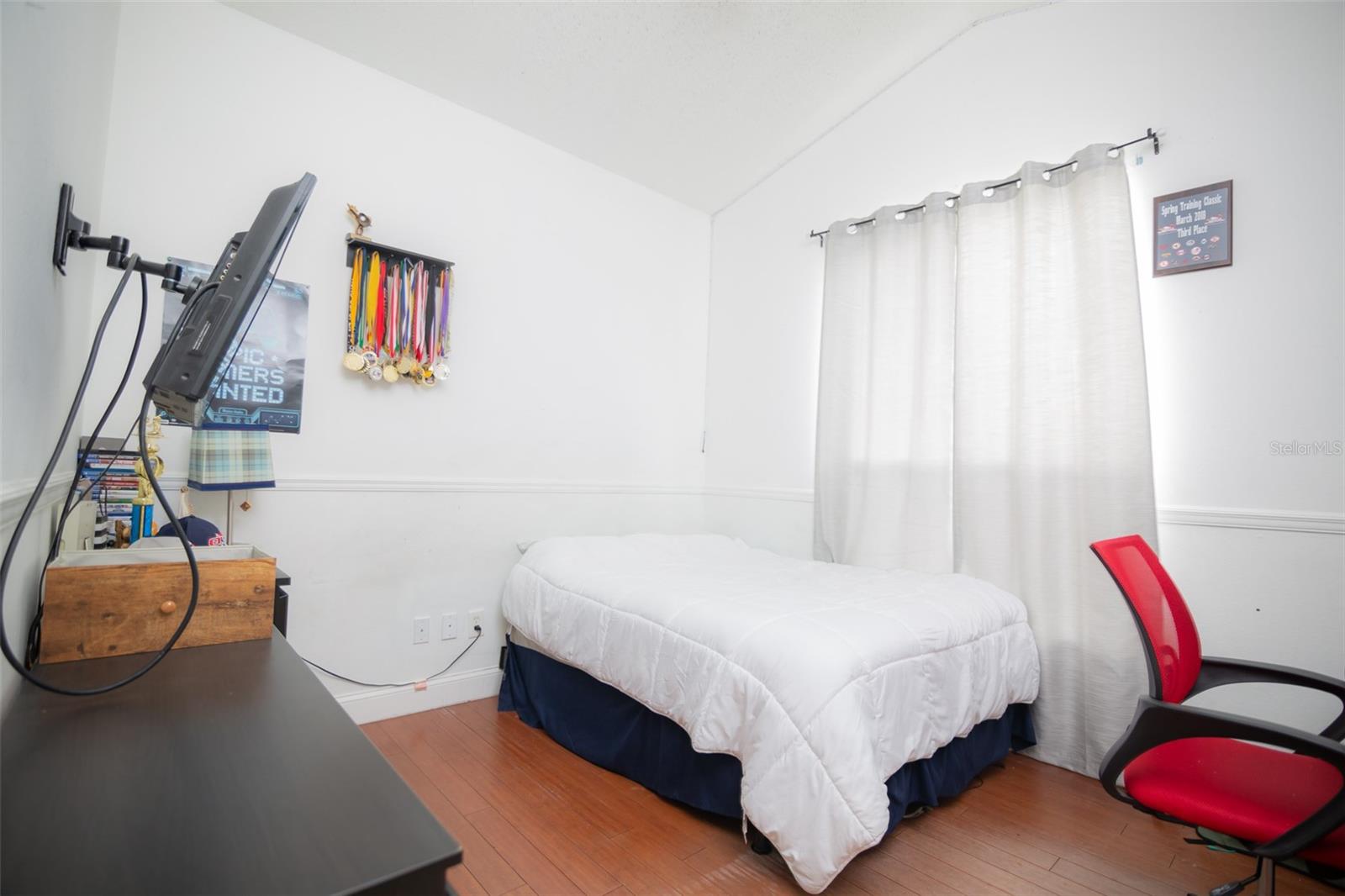 Image 19 of 27 For 4737 Chalfont Dr Chalfont Drive