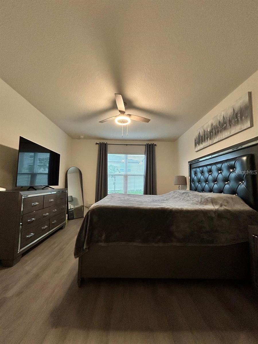 Image 17 of 22 For 567 Boardwalk Avenue