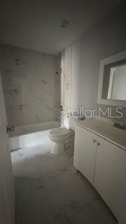 Image 10 of 18 For 3956 Versailles Drive 3956b