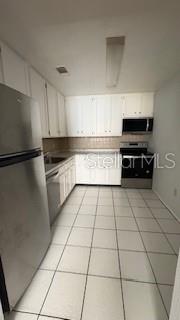 Image 12 of 18 For 3956 Versailles Drive 3956b