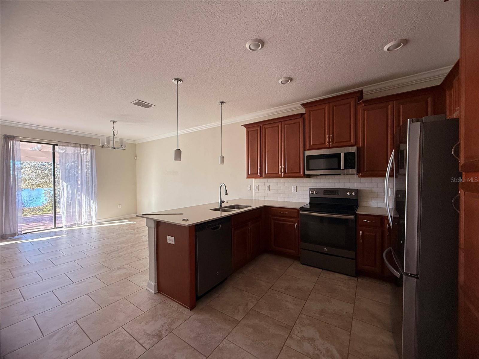 Image 3 of 12 For 1316 Royal St George Boulevard