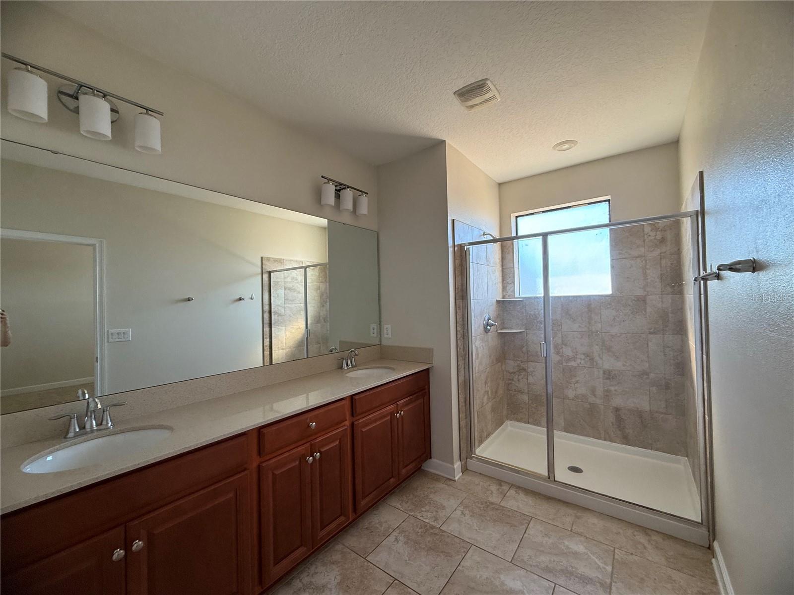 Image 7 of 12 For 1316 Royal St George Boulevard