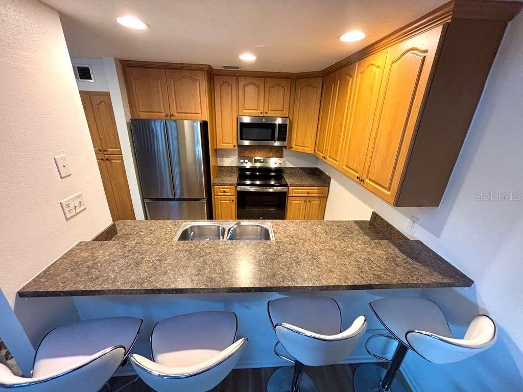 Image 4 of 28 For 2707 Tally Ho Avenue