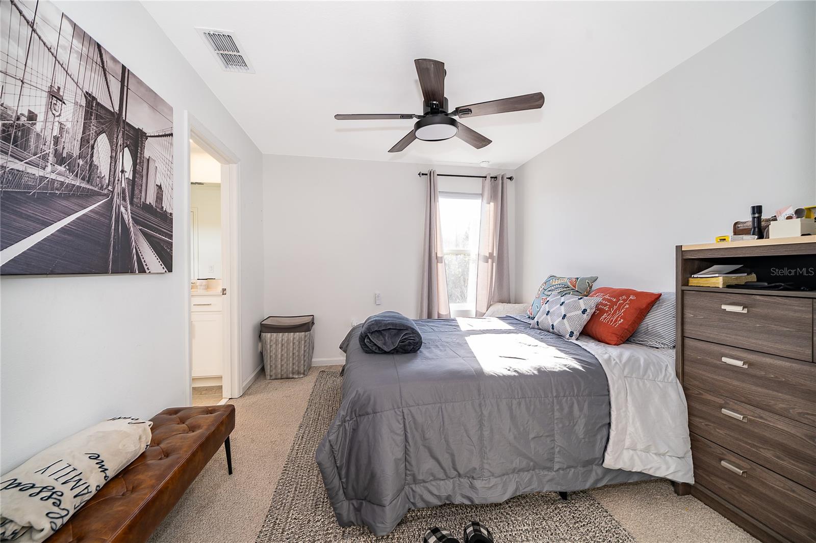 Image 23 of 46 For 11632 Founders Street