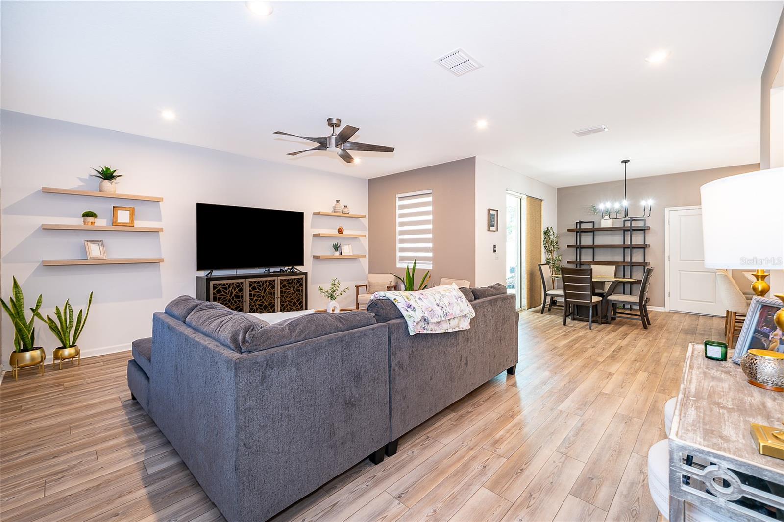 Image 4 of 46 For 11632 Founders Street