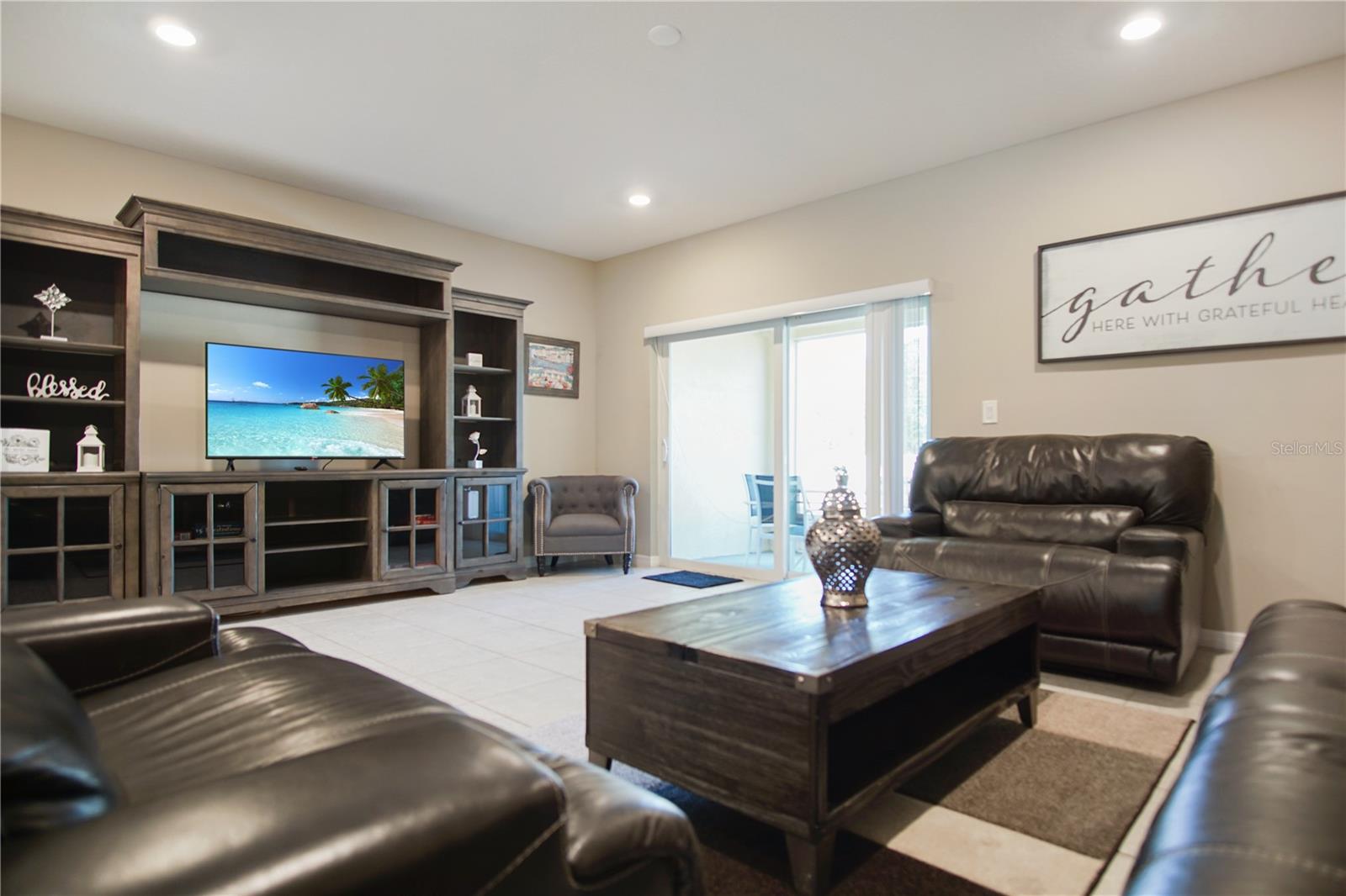 Image 11 of 39 For 4831 Coral Castle Drive