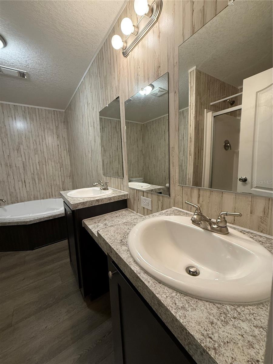 Image 22 of 22 For 861 40 Th Place