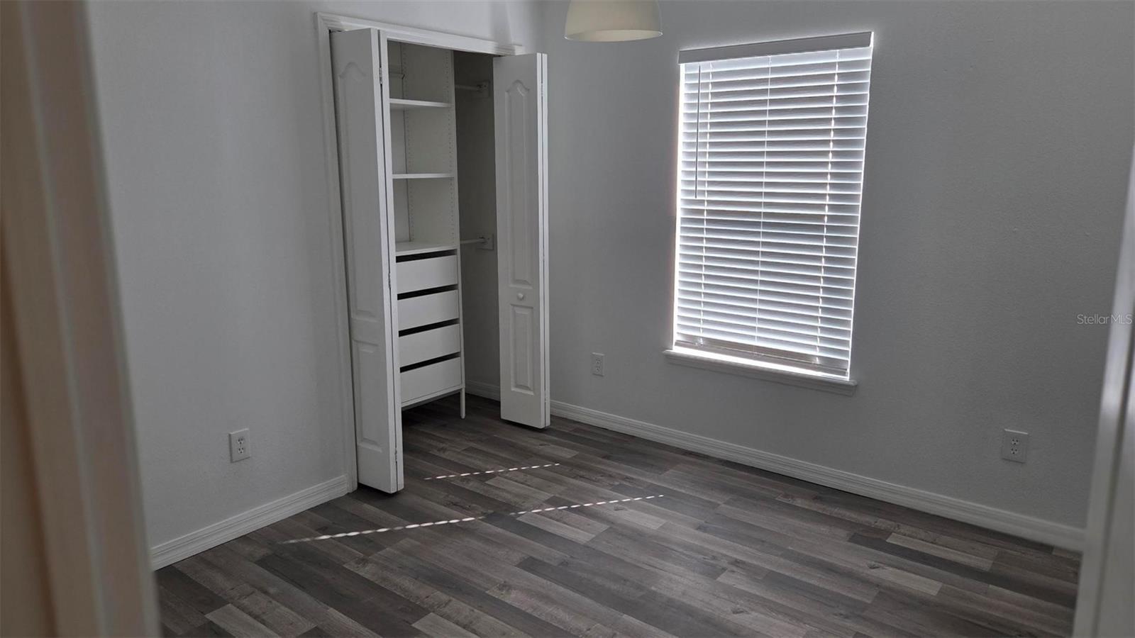 Image 15 of 38 For 10258 Lake District Lane