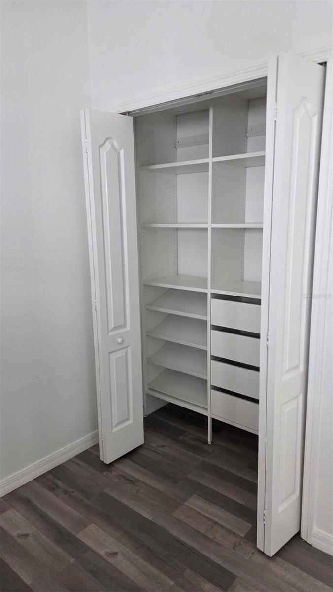 Image 20 of 38 For 10258 Lake District Lane