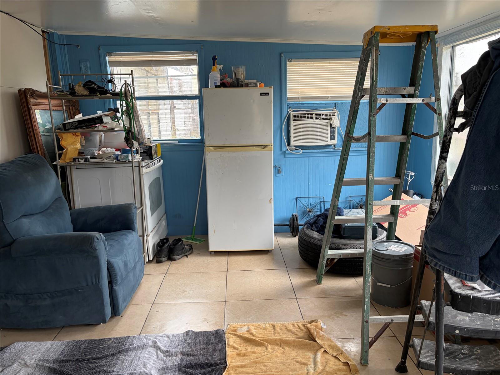 Image 15 of 18 For 1311 Woodman Way