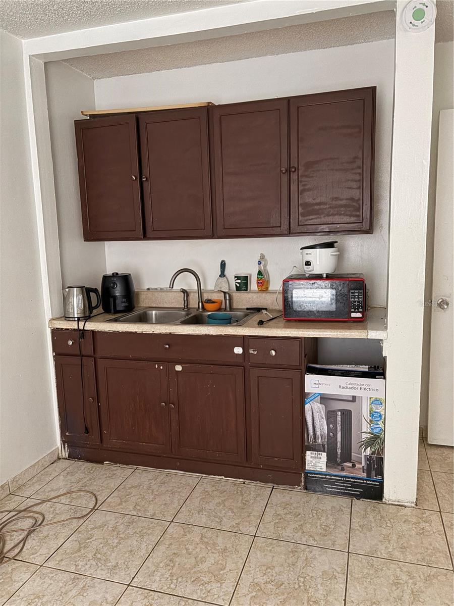 Image 17 of 18 For 1311 Woodman Way