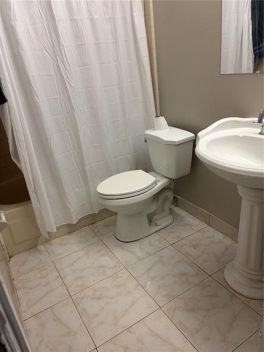 Image 18 of 18 For 1311 Woodman Way