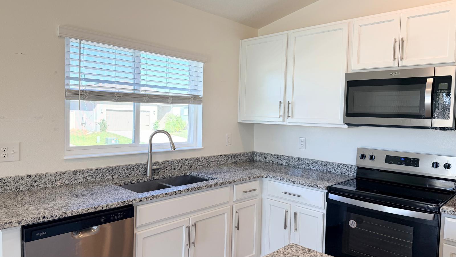 Image 7 of 31 For 1522 Fuji Court