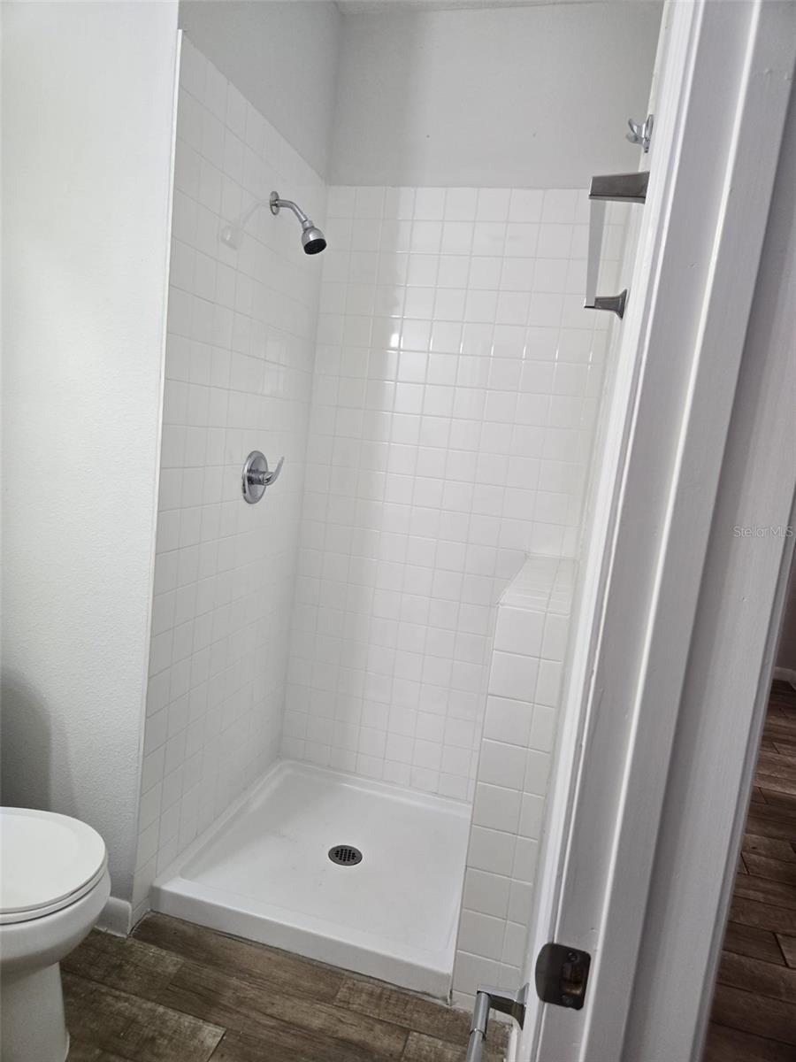 Image 7 of 17 For 800 Isaacville Dr  414