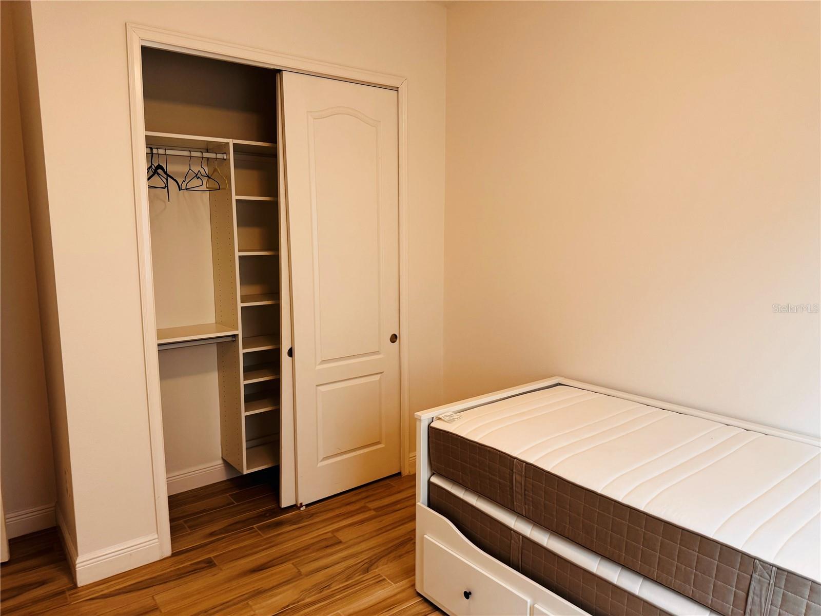 Image 14 of 23 For 9901 Winnington Street