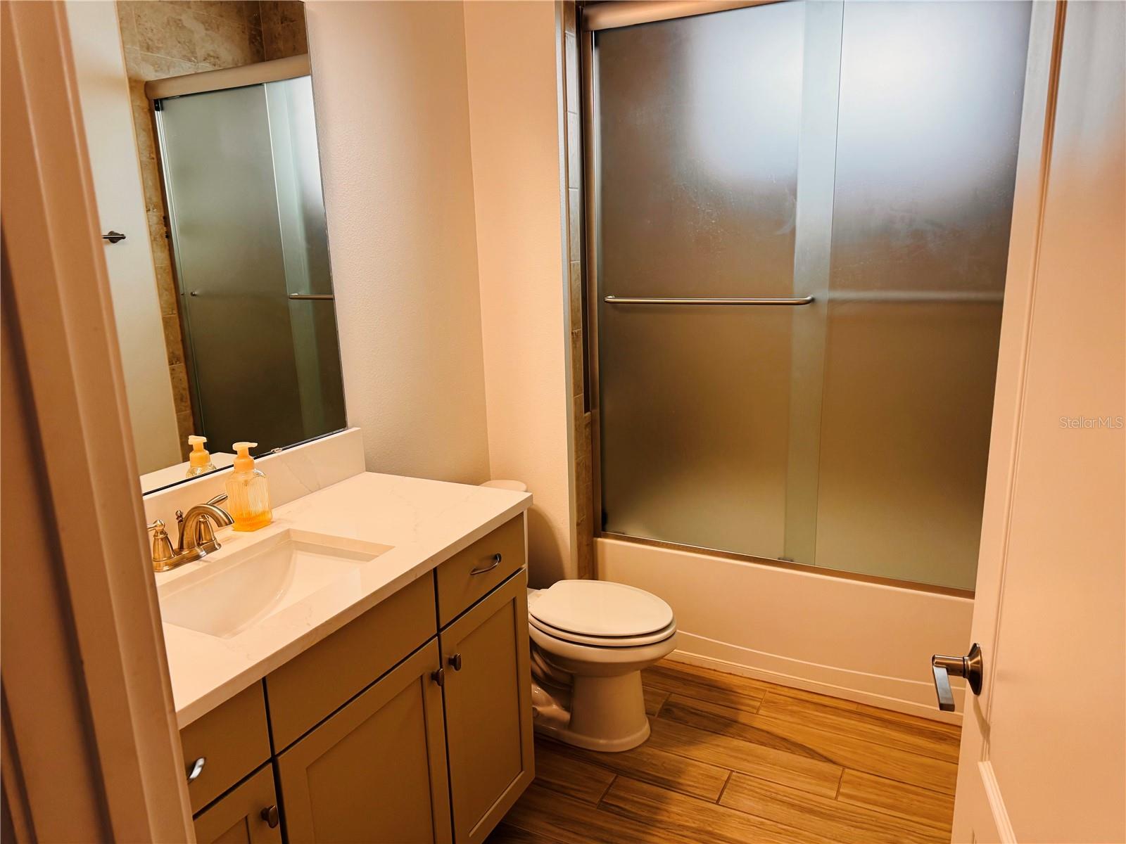 Image 15 of 23 For 9901 Winnington Street