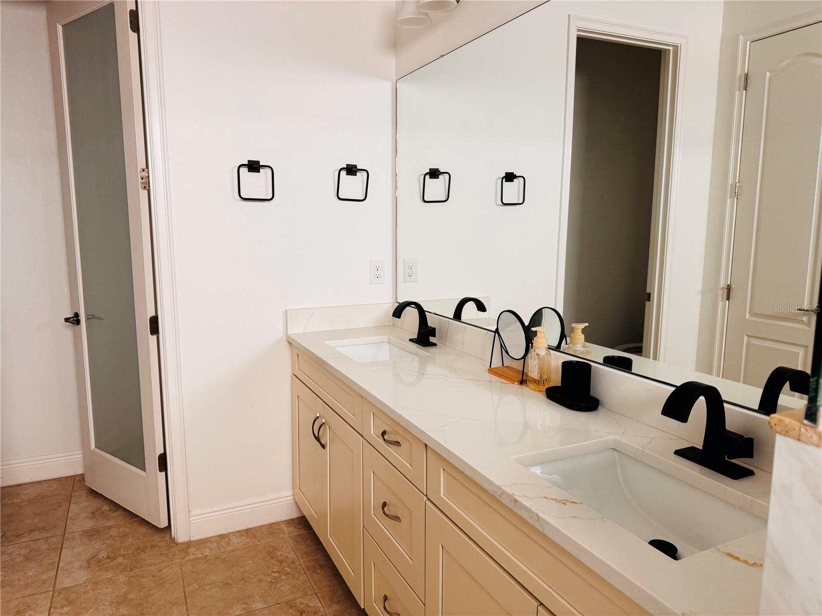 Image 21 of 23 For 9901 Winnington Street