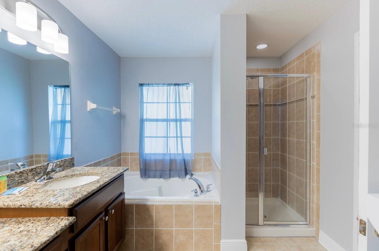 Image 10 of 40 For 885 Assembly Court