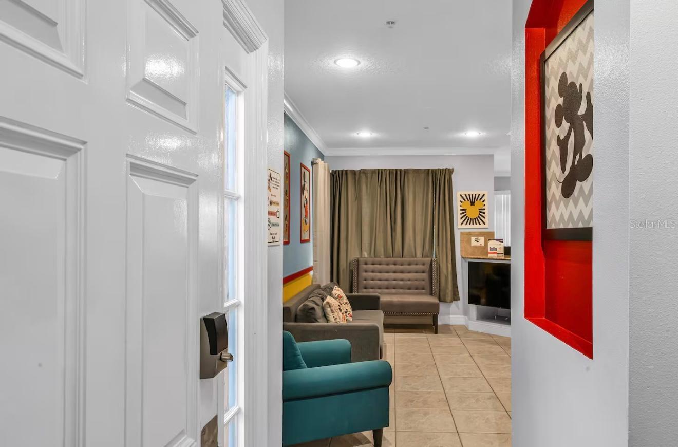 Image 11 of 40 For 885 Assembly Court