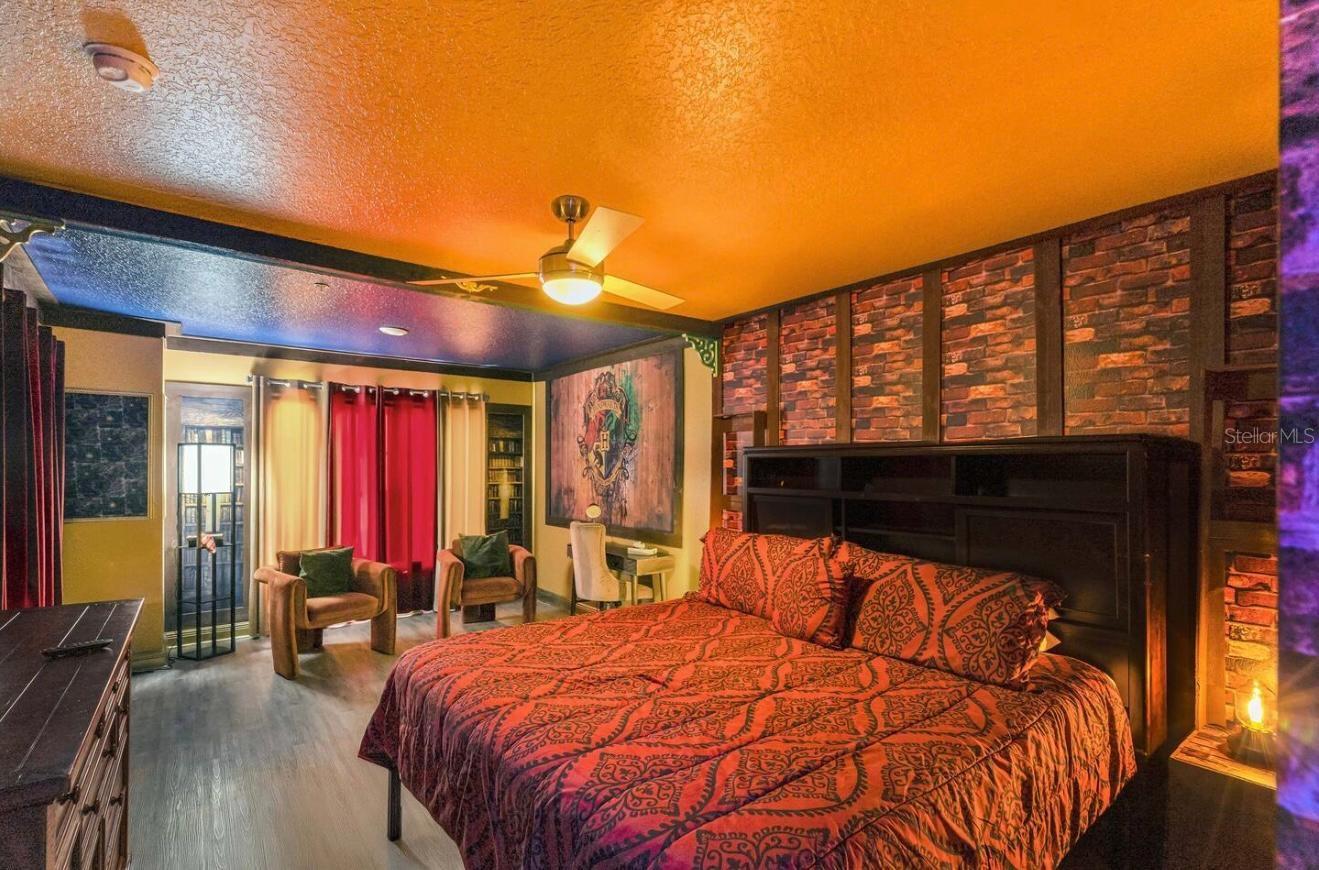 Image 22 of 40 For 885 Assembly Court