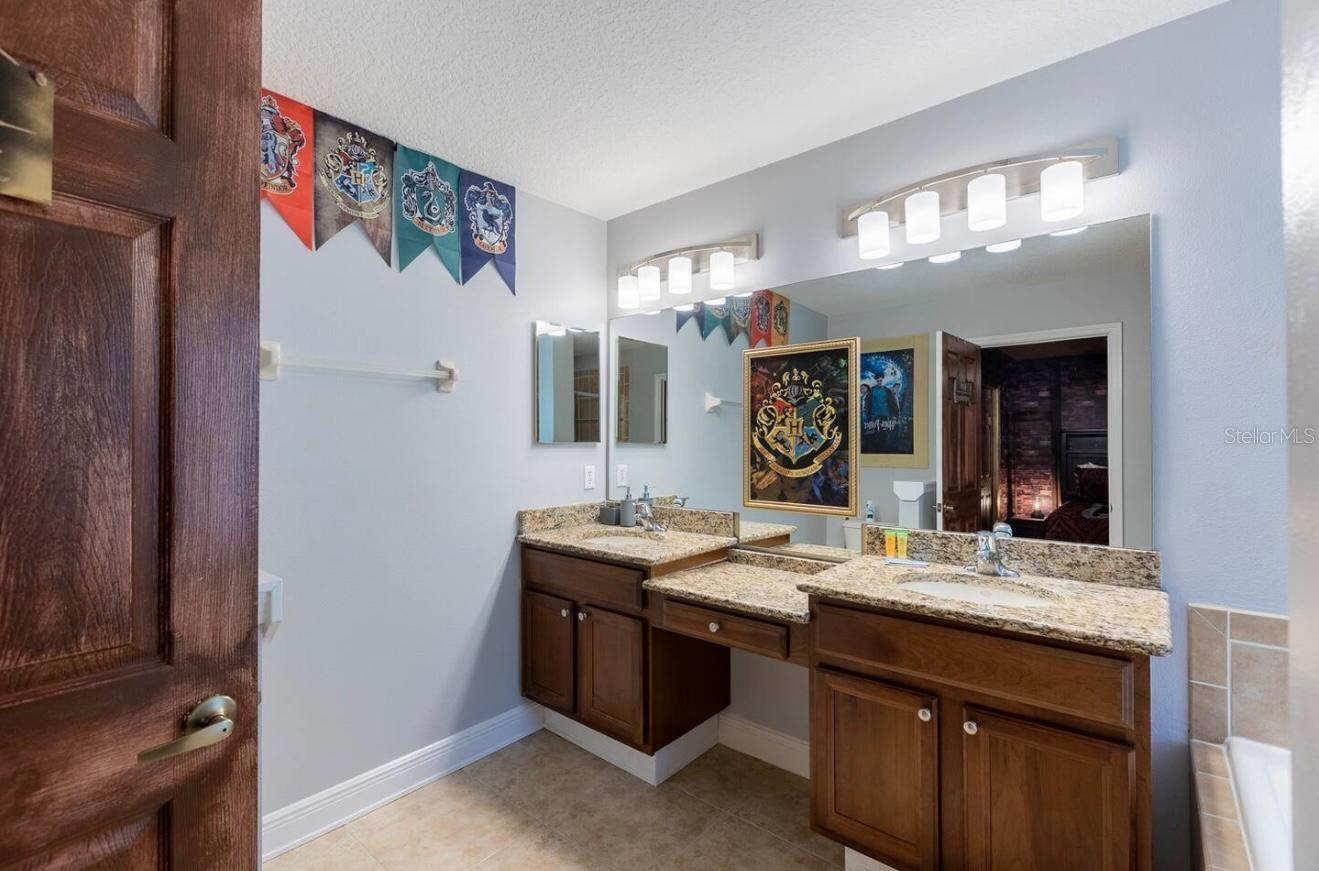 Image 24 of 40 For 885 Assembly Court