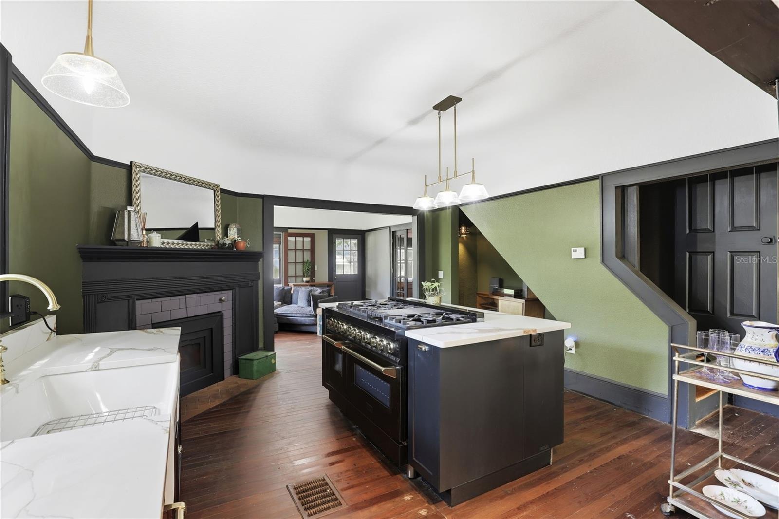 Image 12 of 36 For 1510 Washington Avenue