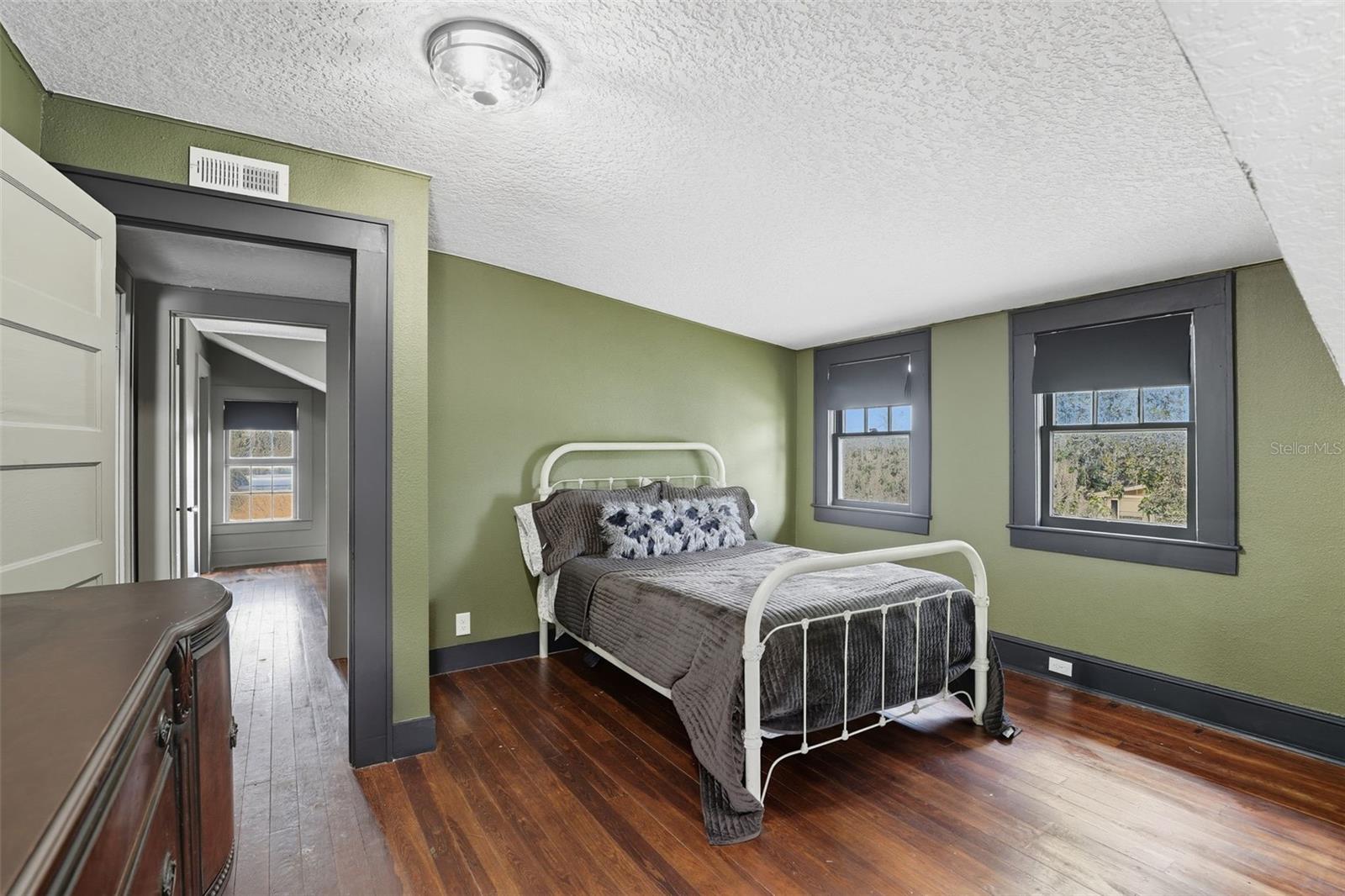 Image 28 of 36 For 1510 Washington Avenue