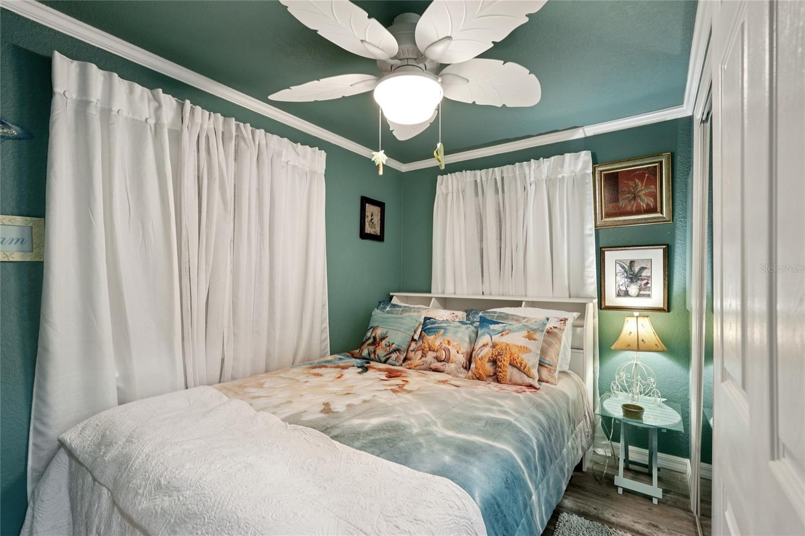 Image 19 of 24 For 712 Roma Road